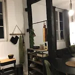 Centre Historique La Collegiale Διαμέρισμα *